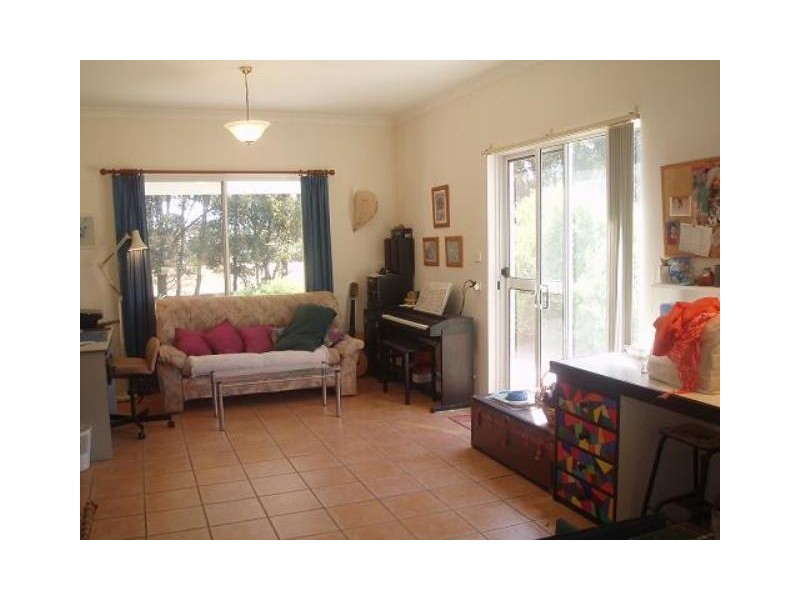 180 Melaleuca Road, Bonniefield WA 6525