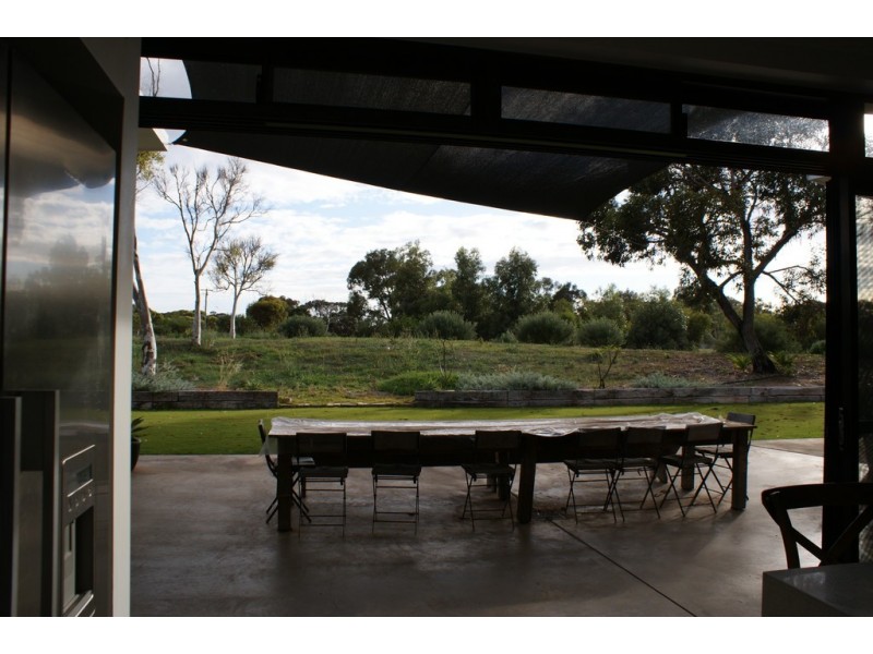 260 Springfield Drive, Springfield WA 6525