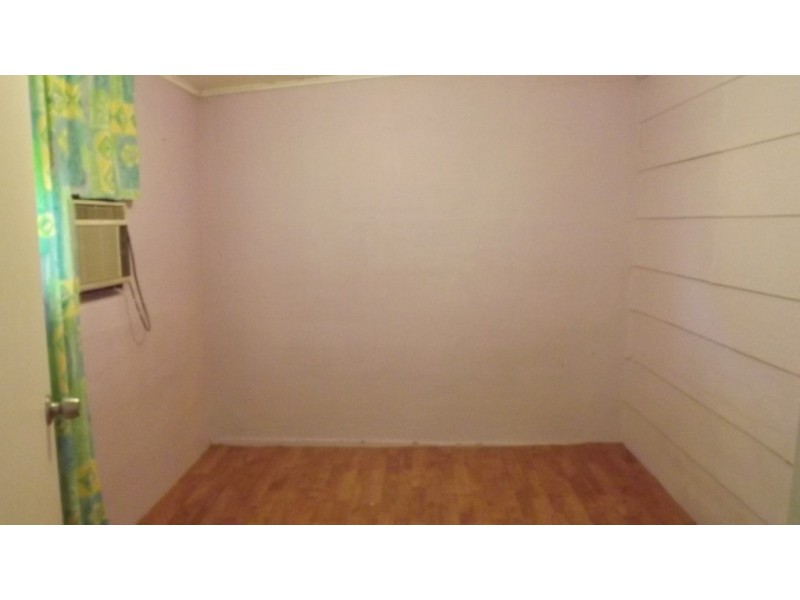 16 Dodd Street, Dongara WA 6525