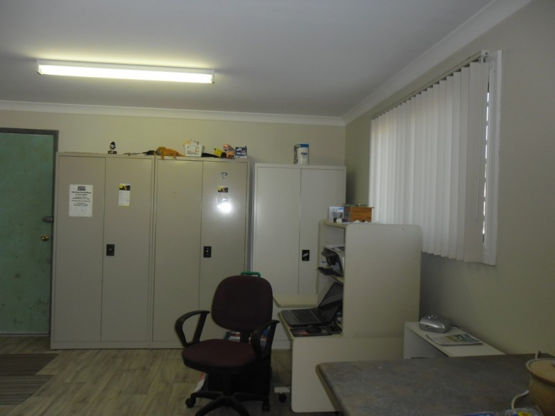 10 Forrester Ave, Carnamah WA 6517