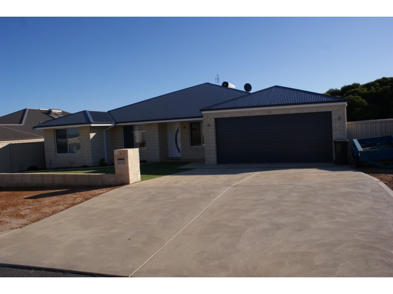 60 Premier Circle, Dongara WA 6525