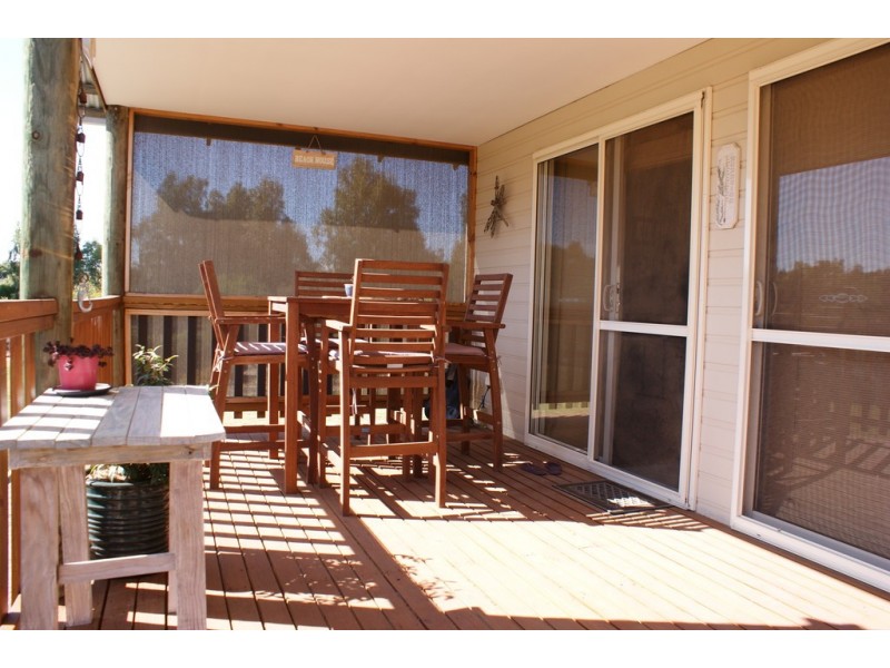 32 Honey Myrtle Close, Springfield WA 6525