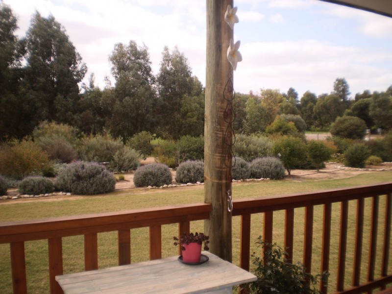 32 Honey Myrtle Close, Springfield WA 6525