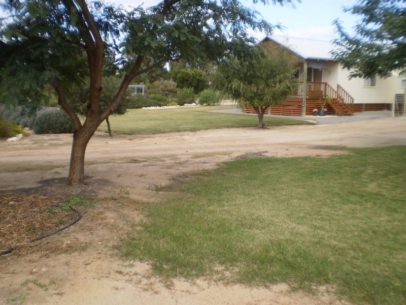 32 Honey Myrtle Close, Springfield WA 6525