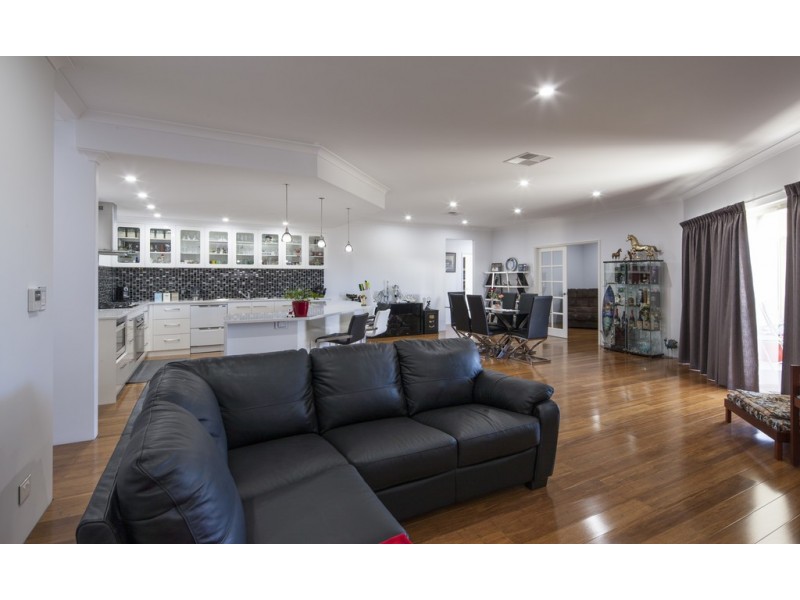 35 Francis Road, Port Denison WA 6525