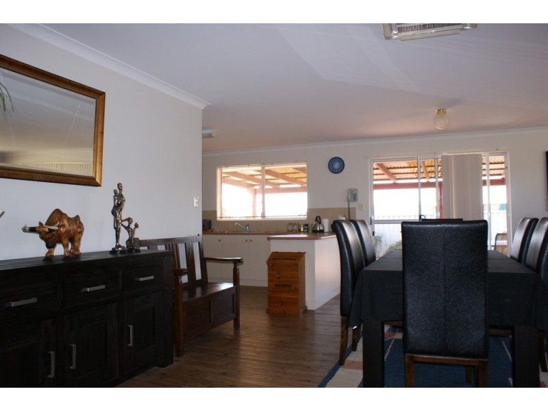 14 Sea Ripple Avenue, Port Denison WA 6525