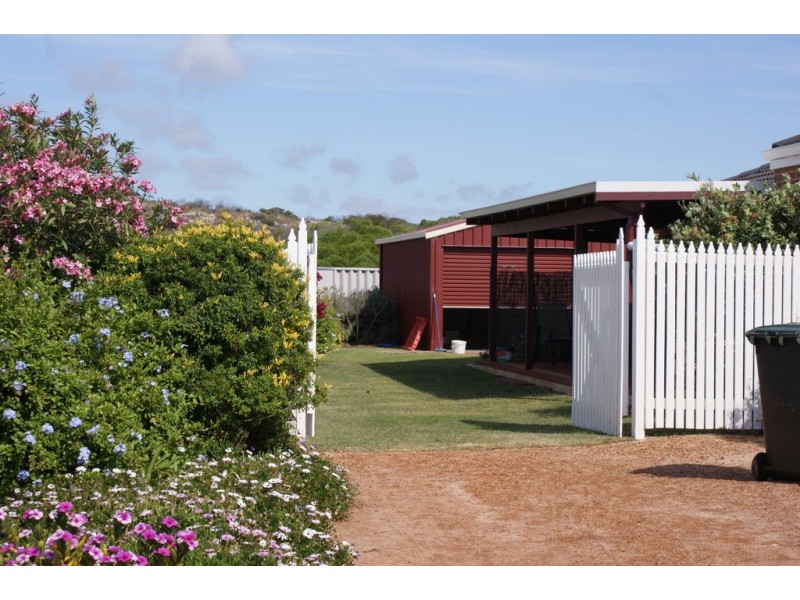 14 Sea Ripple Avenue, Port Denison WA 6525