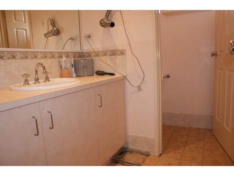 6 Bygrave Drive, Port Denison WA 6525