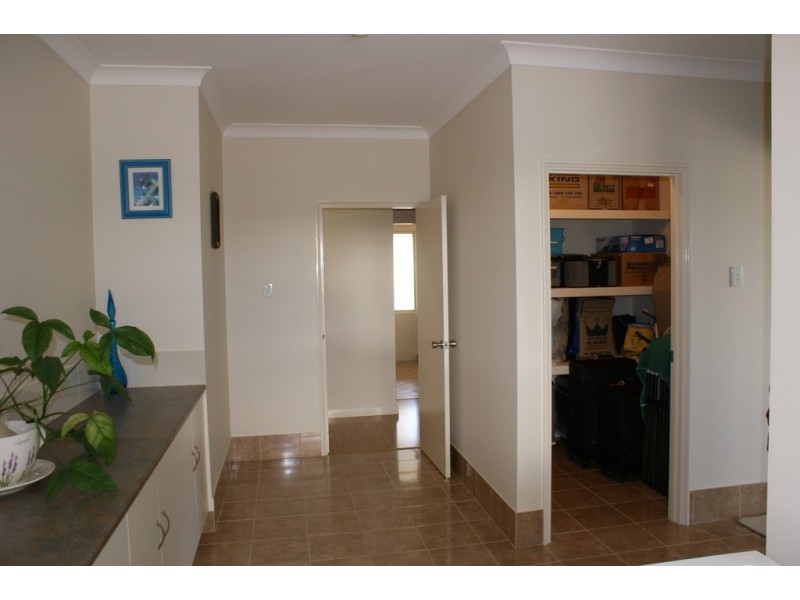 3 Bayliss Road, Dongara WA 6525