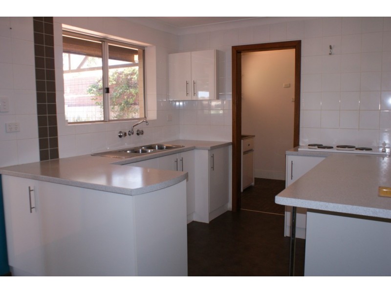 167 Point Leander Dve, Port Denison WA 6525