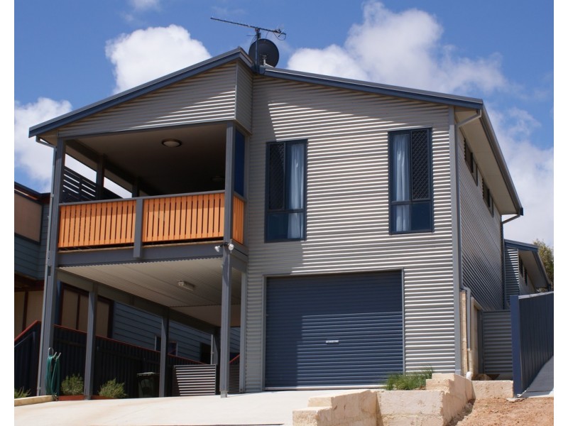 10B Parker Street, Port Denison WA 6525