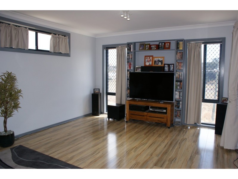 10B Parker Street, Port Denison WA 6525