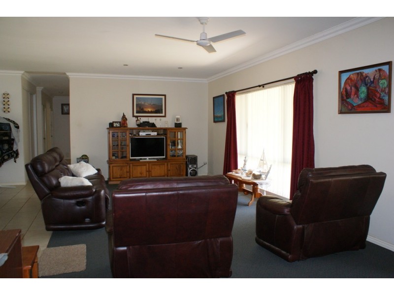 71 Springfield Drive, Springfield WA 6525