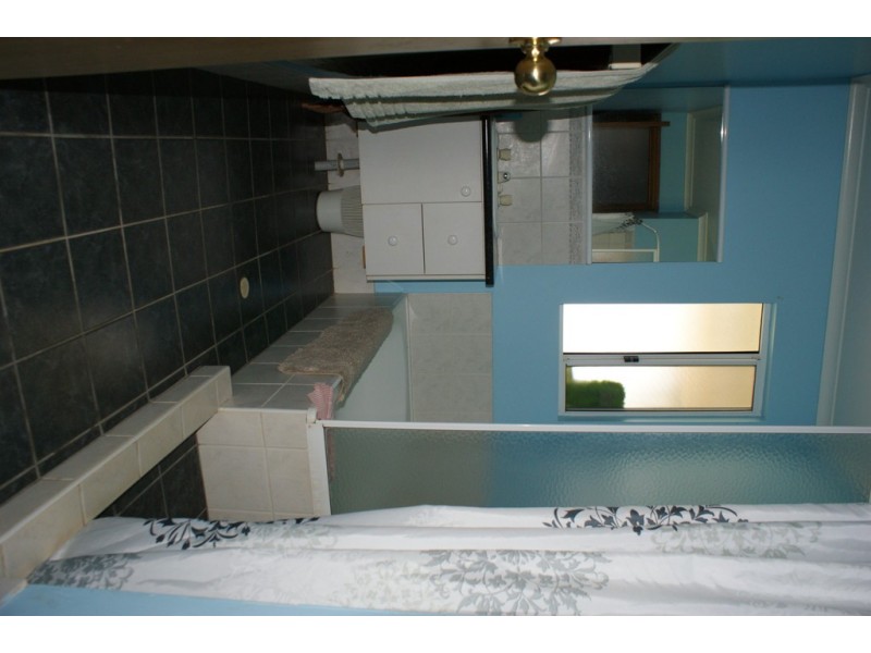 33 Pickering Dve, Dongara WA 6525