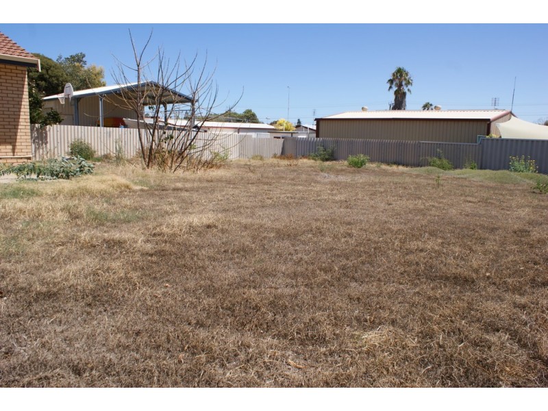 5 Delmage Street, Dongara WA 6525