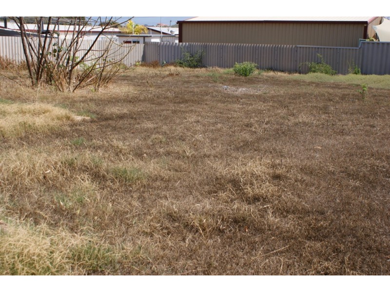 20 Armstrong Street, Dongara WA 6525