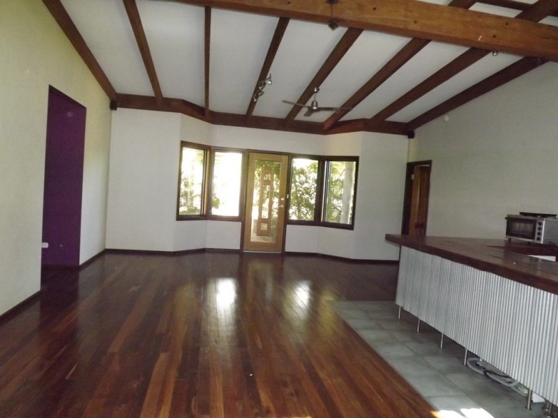 56 Petit Lane, Dongara WA 6525