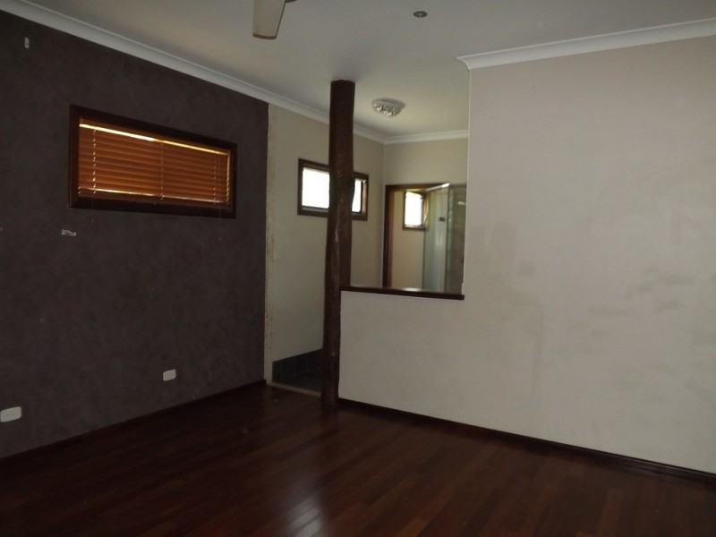 56 Petit Lane, Dongara WA 6525