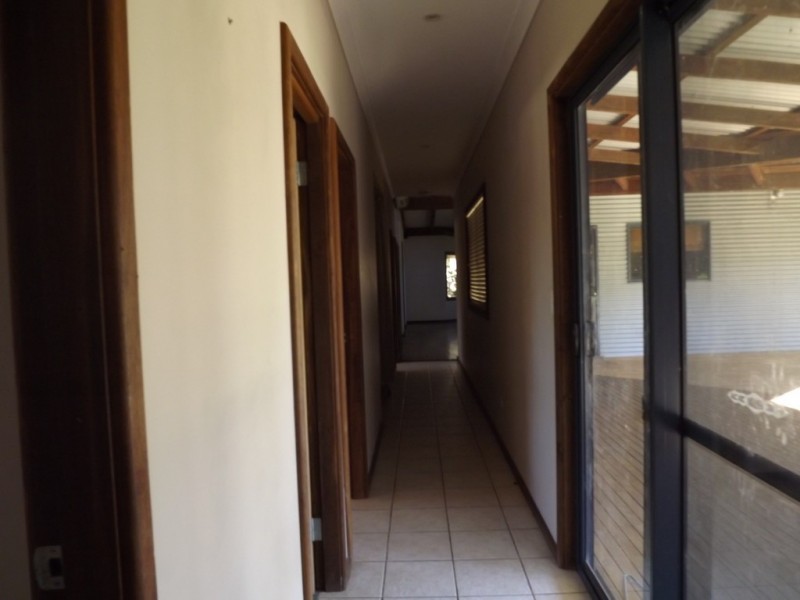 56 Petit Lane, Dongara WA 6525