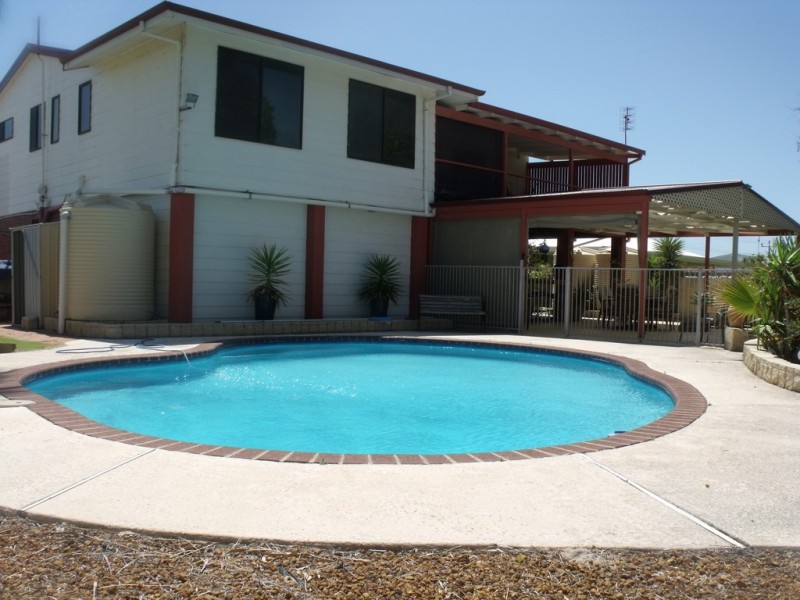 10 Bartlett Place, Port Denison WA 6525