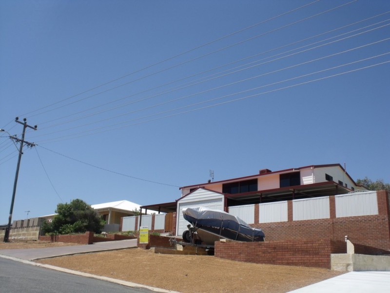 10 Bartlett Place, Port Denison WA 6525