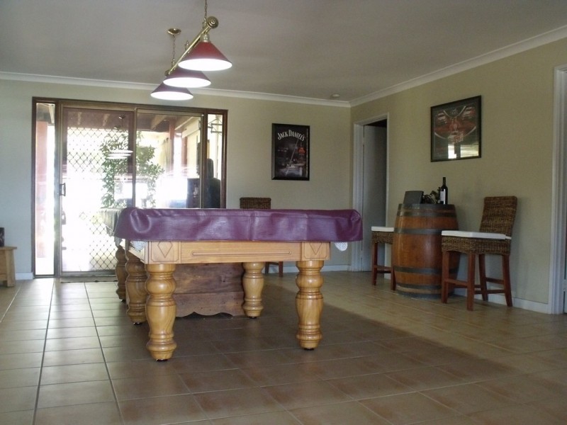 10 Bartlett Place, Port Denison WA 6525