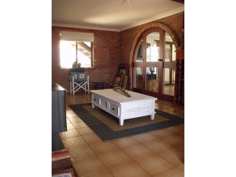 10 Bartlett Place, Port Denison WA 6525