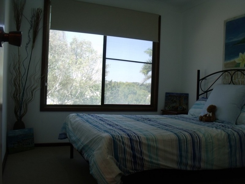 10 Bartlett Place, Port Denison WA 6525