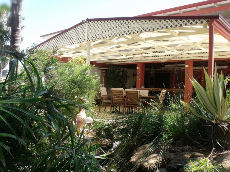 10 Bartlett Place, Port Denison WA 6525