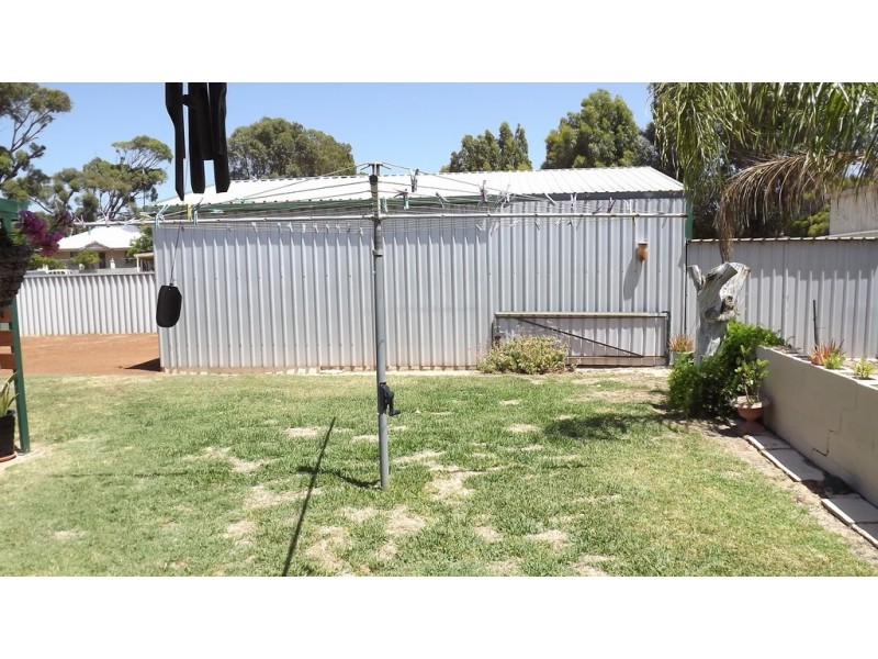 209 Point Leander Drive, Port Denison WA 6525