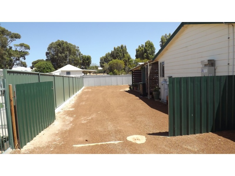 209 Point Leander Drive, Port Denison WA 6525