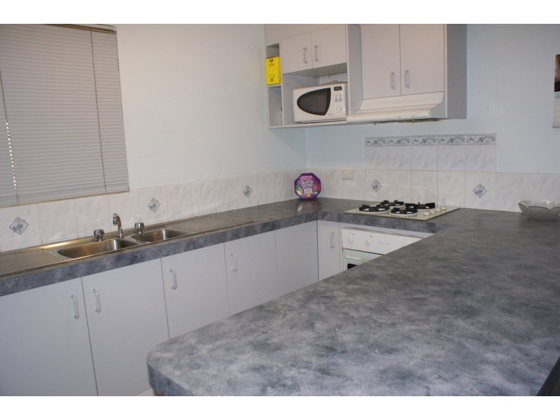 6/123 Point Leander Drive, Port Denison WA 6525