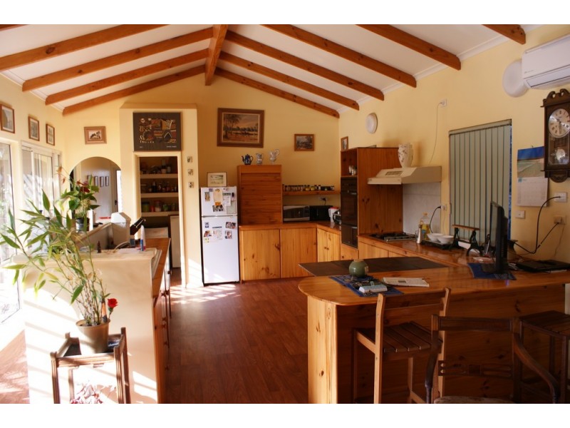 170 Padbury Road, Bookara WA 6525