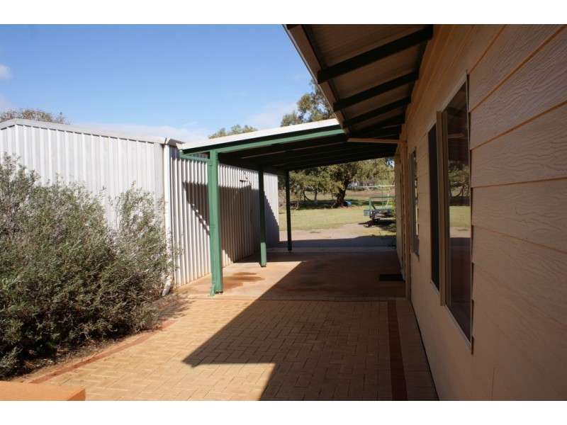 170 Padbury Road, Bookara WA 6525