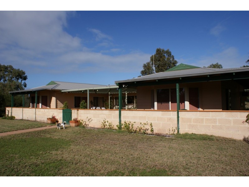 170 Padbury Road, Bookara WA 6525