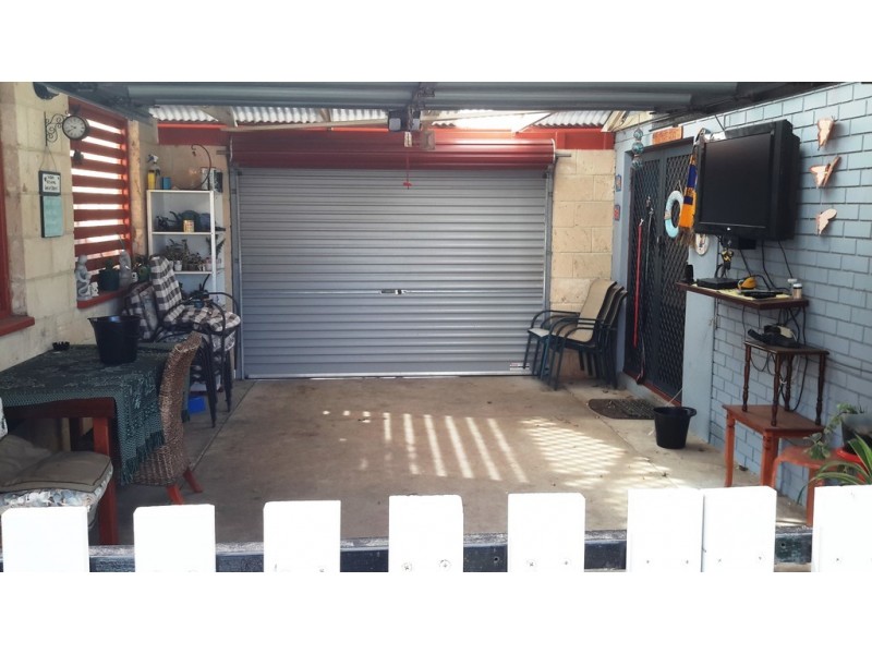 26 Dodd Street, Dongara WA 6525