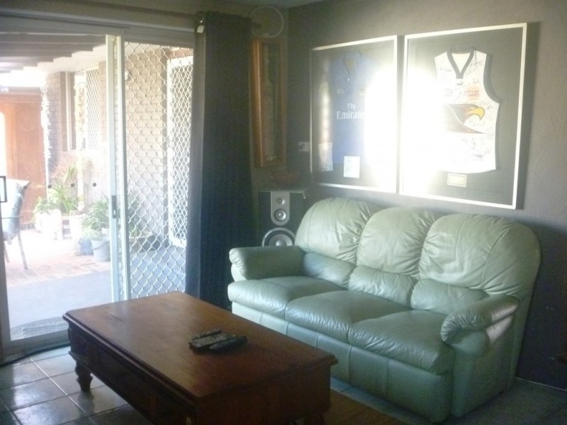 26 Dodd Street, Dongara WA 6525