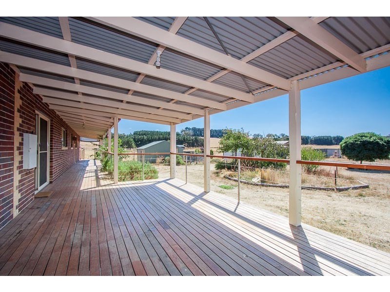 49 Institute Road, Carlsruhe VIC 3442