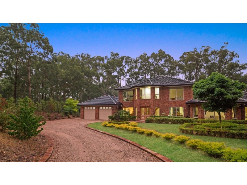 69 Greig Court, Woodend VIC 3442