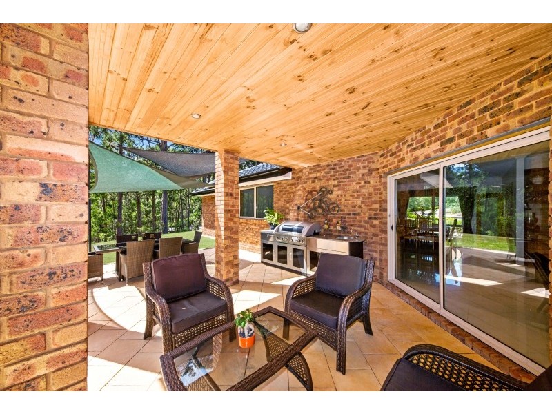 69 Greig Court, Woodend VIC 3442