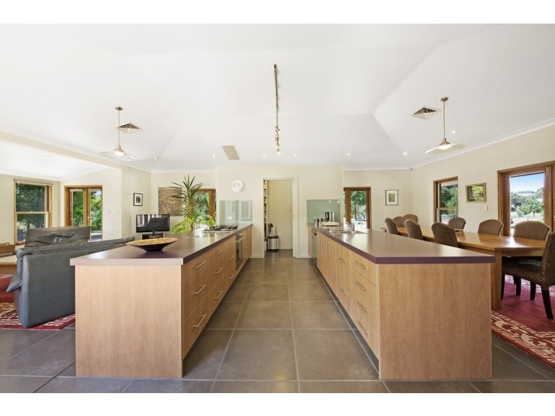 7 Saunders Road, Cobaw VIC 3442