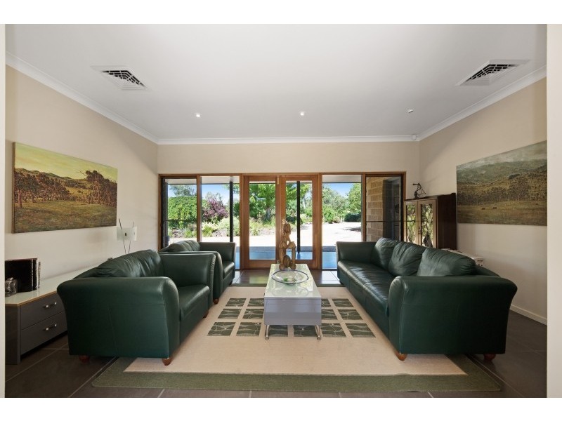7 Saunders Road, Cobaw VIC 3442