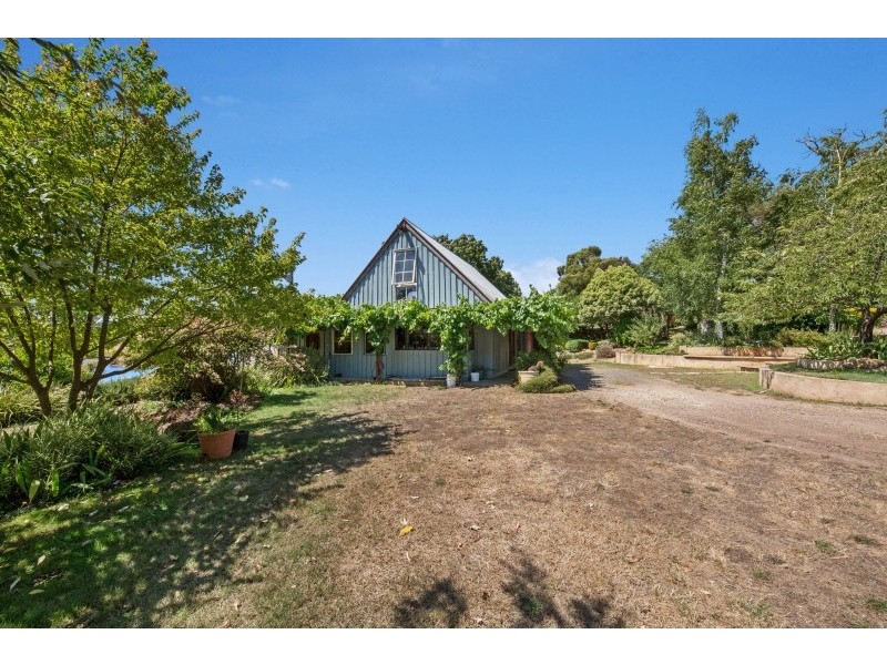 7 Saunders Road, Cobaw VIC 3442