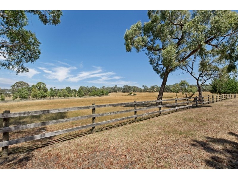 7 Saunders Road, Cobaw VIC 3442