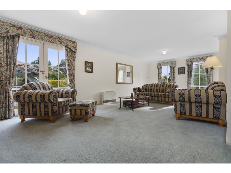 2 Christian Street, Woodend VIC 3442