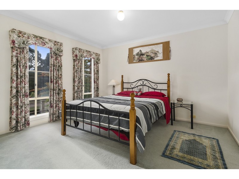 2 Christian Street, Woodend VIC 3442