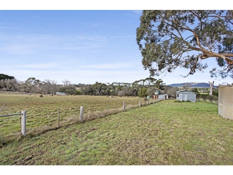 2 GOVERNMENT ROAD, Rochford VIC 3442