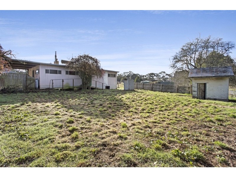 2 GOVERNMENT ROAD, Rochford VIC 3442