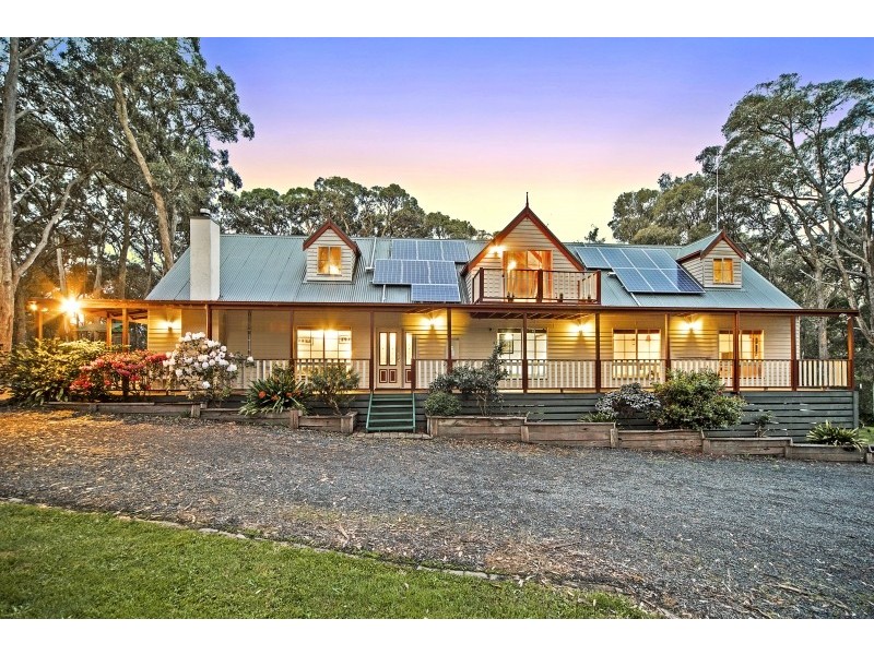 1058 Black Forest Drive, Woodend VIC 3442