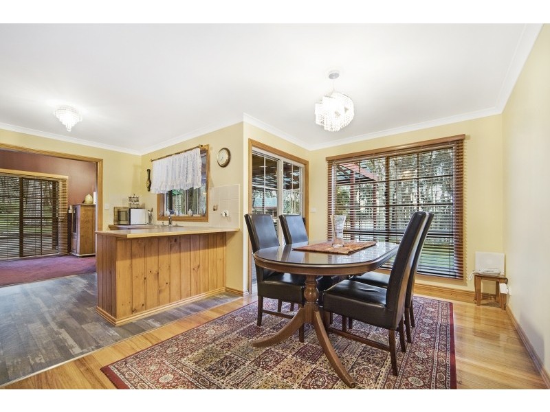 1058 Black Forest Drive, Woodend VIC 3442